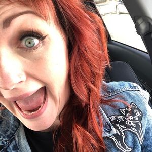 Meet your Posher, Justine